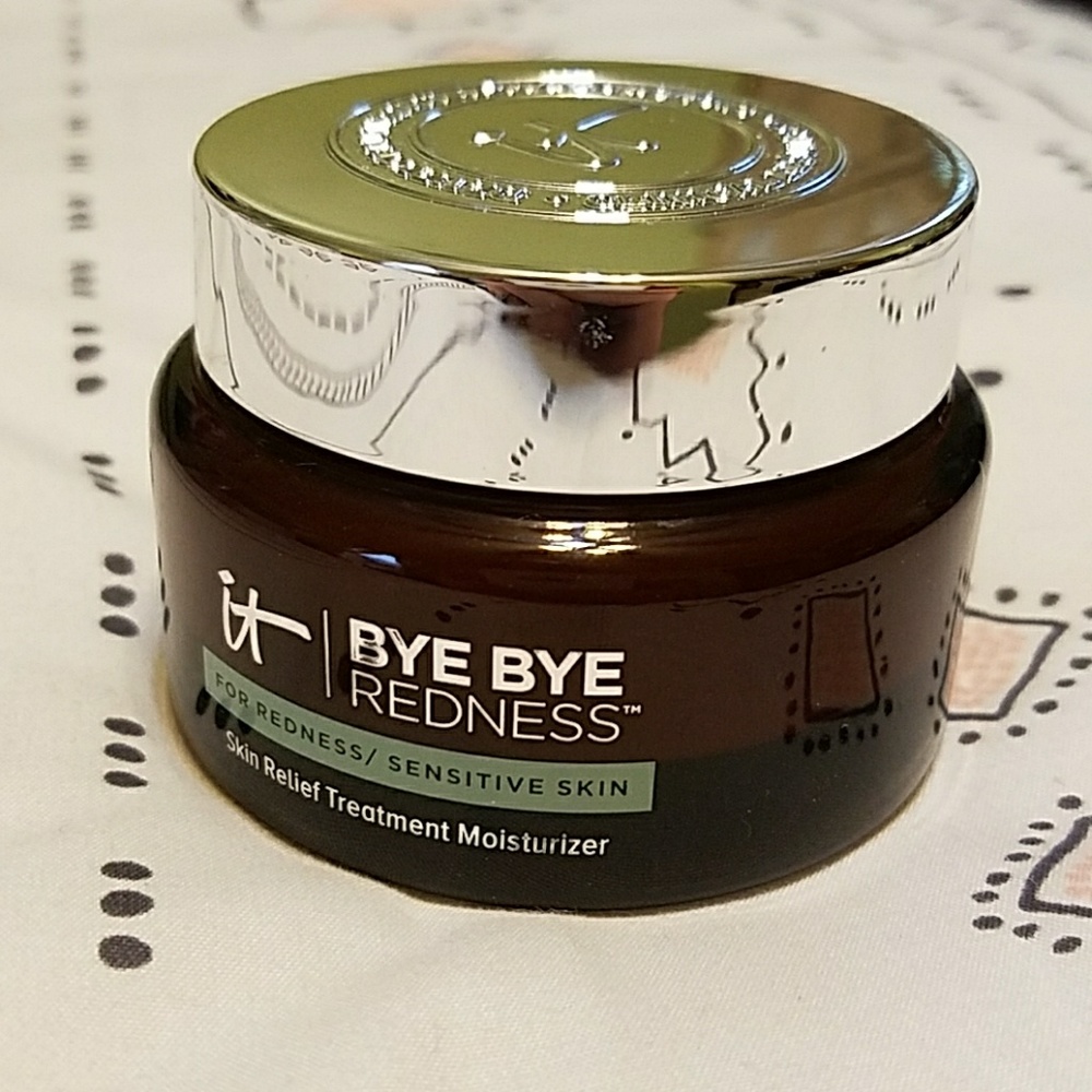 Bye Bye Redness Moisturizer